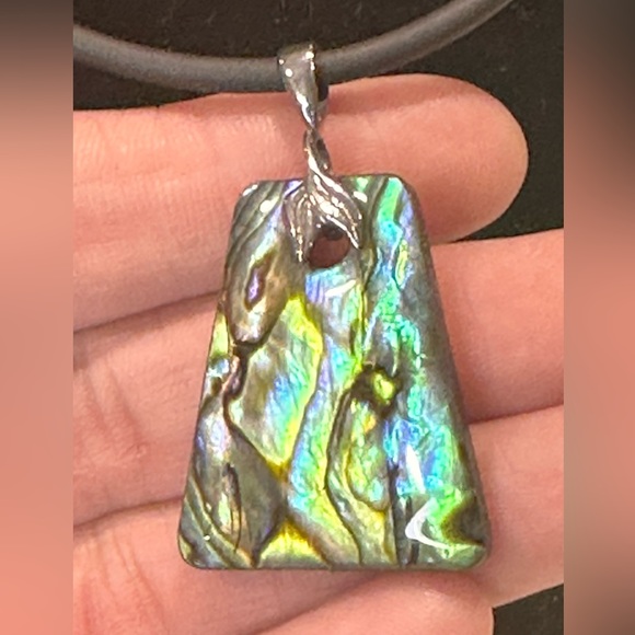 Tūtū Mama Jewelry - 823. Paua Abalone .925 Sterling Silver & black cord pendant necklace